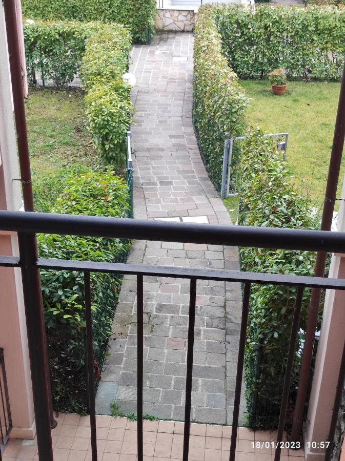 Casa Vacanze Da Riki Appartamento 2 Peschiera del Garda Eksteriør billede