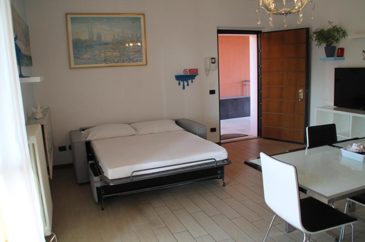 Casa Vacanze Da Riki Appartamento 2 Peschiera del Garda Eksteriør billede